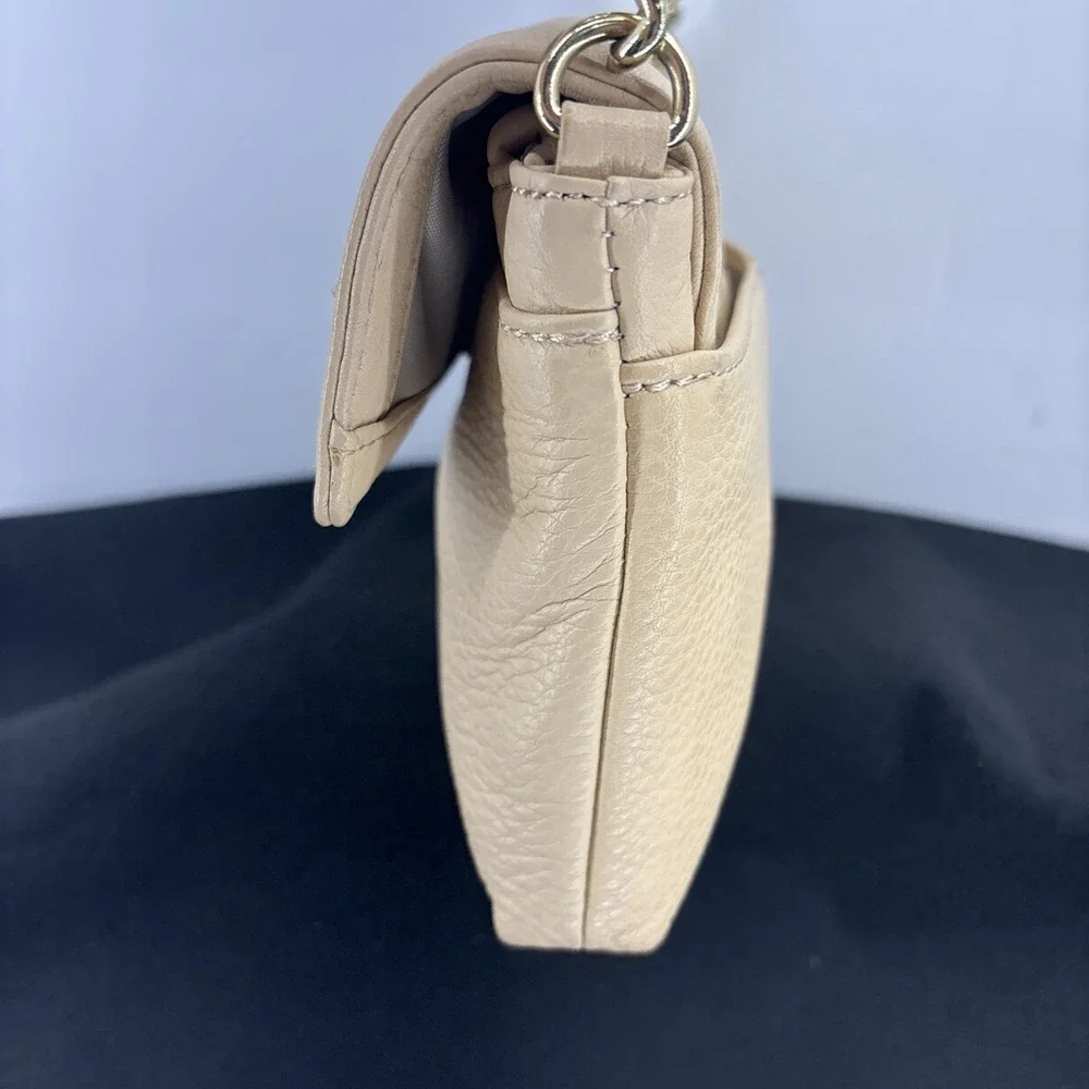 Calvin Klein Pebbled Leather Peach Chain Crossbody Purse Gold Lock Charm‎ EUC - Picture 3 of 16